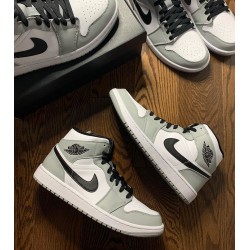 Perfectkicks Air Jordan 1 Mid Light Smoke Grey Light Smoke Grey/Black/White 554724-092