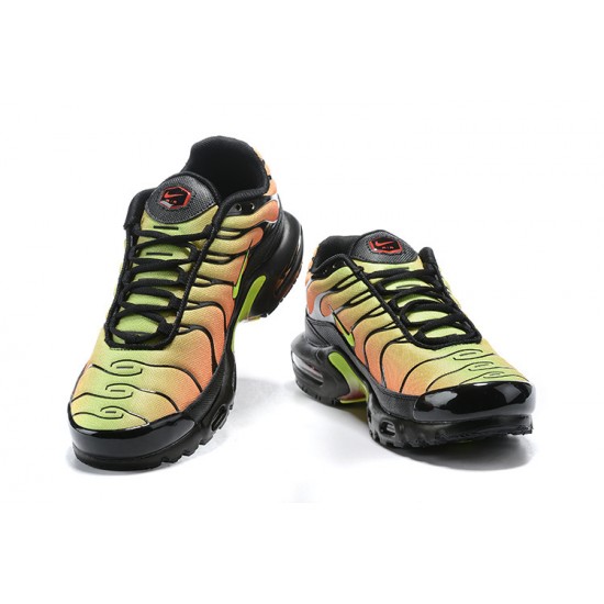 Perfectkicks (M) Nike Air Max Plus Tn Black Yellow Shoes AQ9979-001